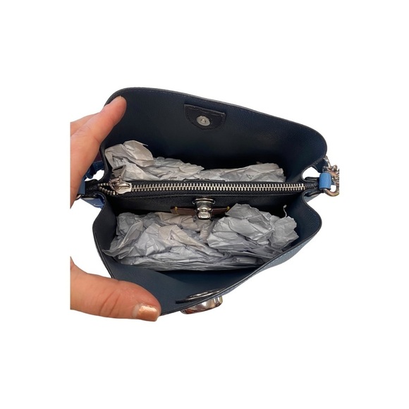 NWOT Coach Willow Bucket Bag Crossbody Purse in Colorblock Pool Blue - Picture 9 of 16